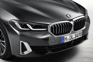 BMW 530i Touring Luxury Line 2020 года  (WW)